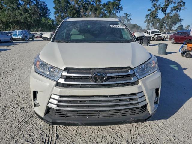 Toyota Highlander Se Image 5