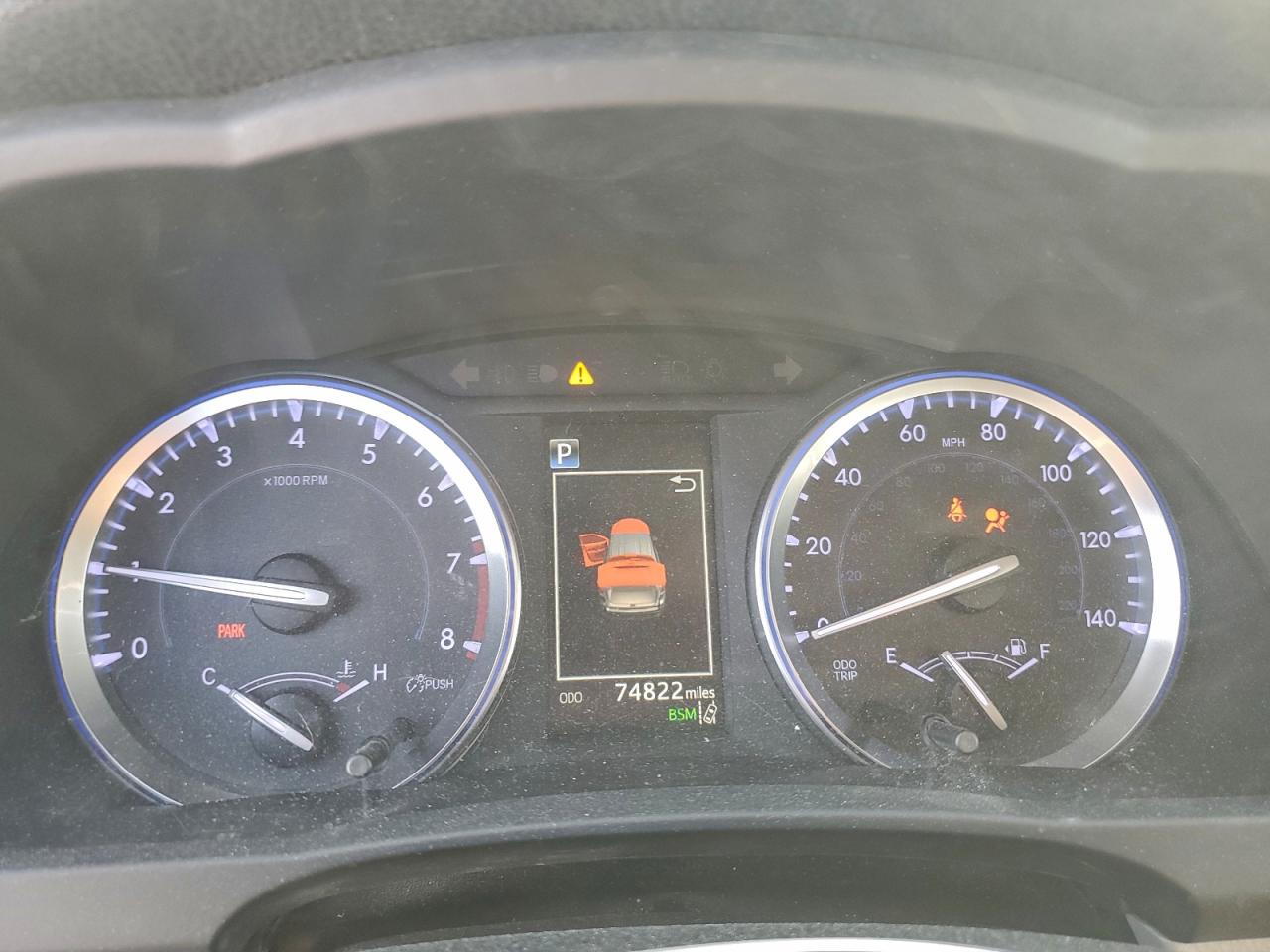 Toyota Highlander Se Image 13