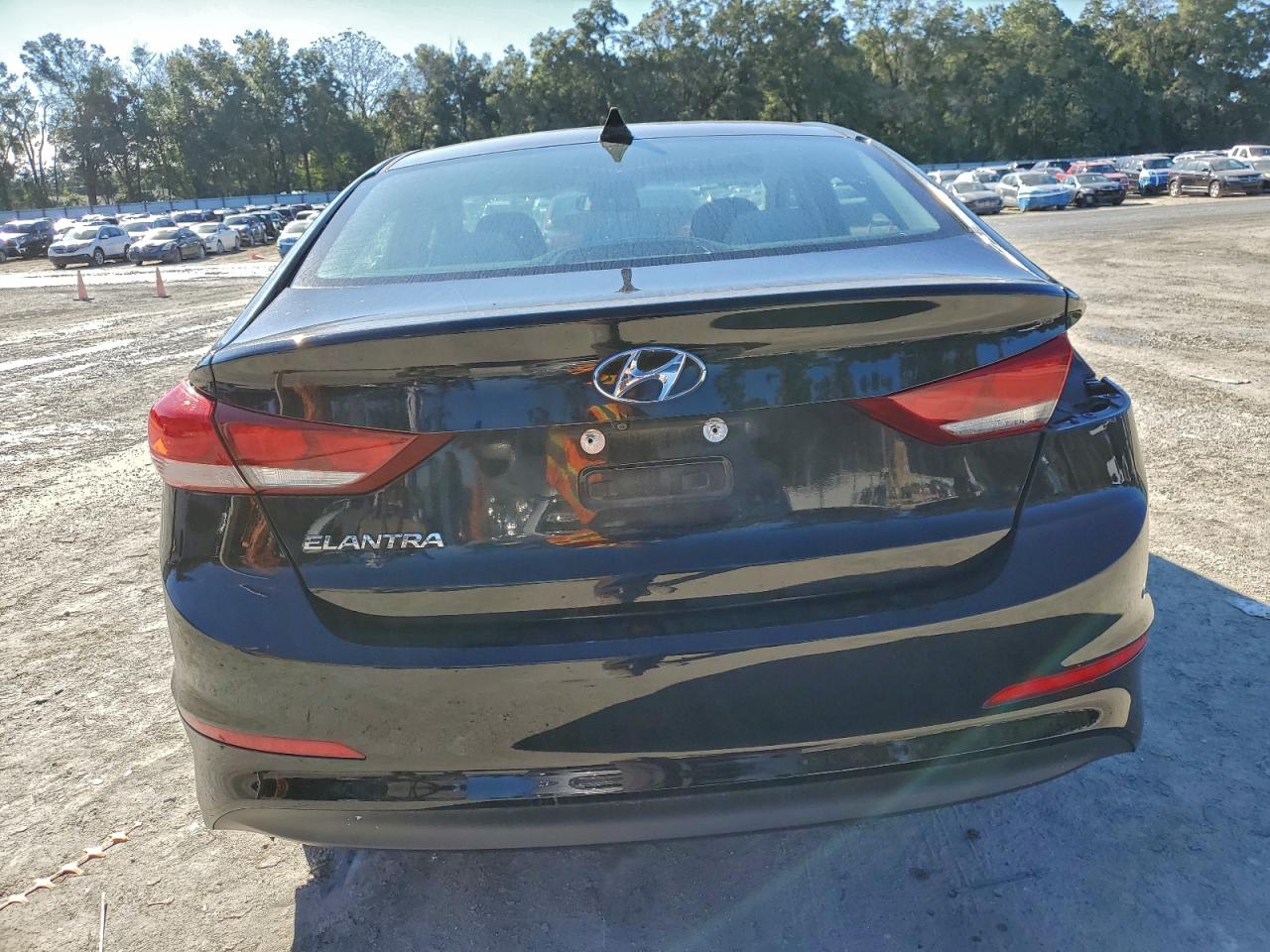 Hyundai ELANTRA Se Image 6