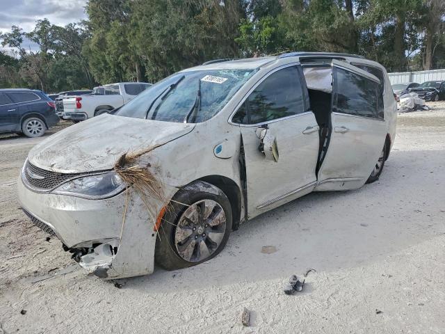  Salvage Chrysler Pacifica