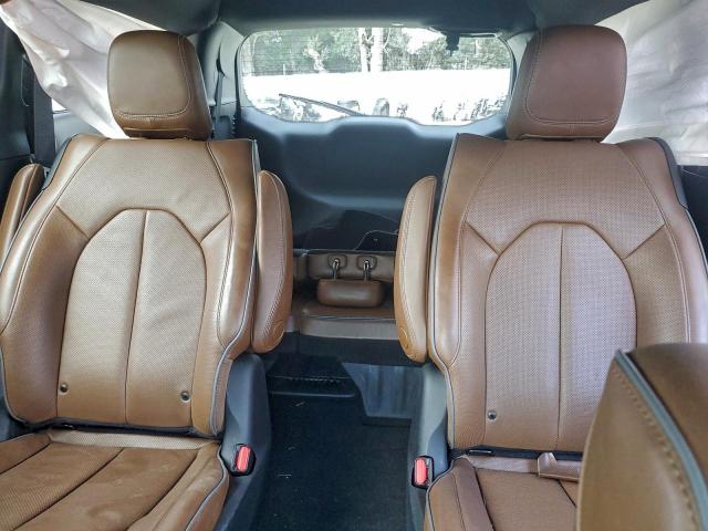 Chrysler Pacifica Hybrid Limited Image 7