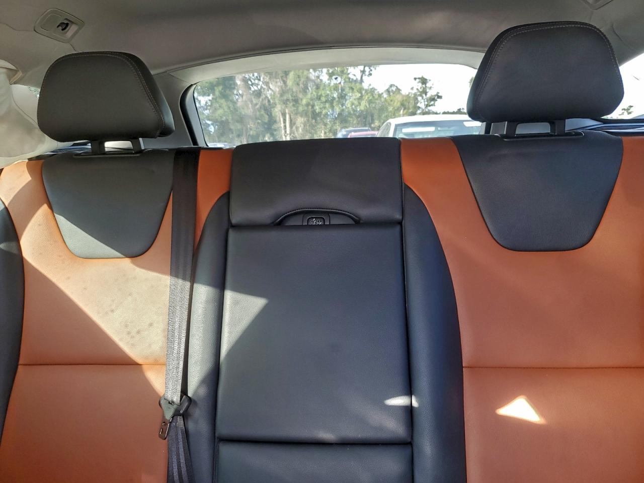 Volvo V60 Premier Image 12