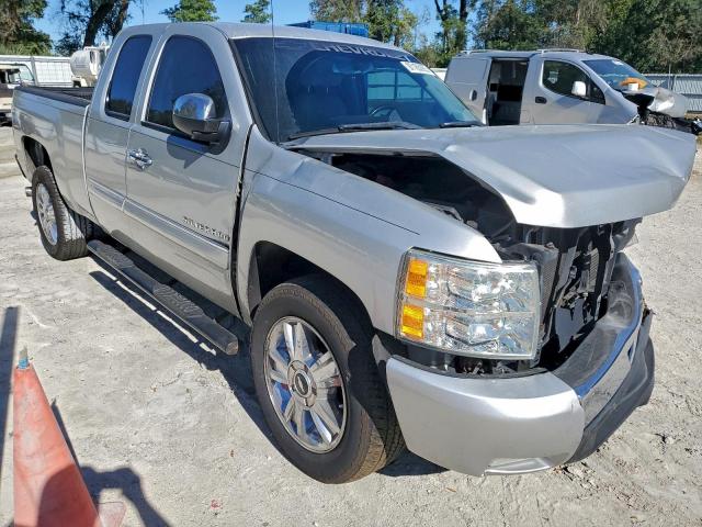 Chevrolet Silverado C1500 Lt Image 9
