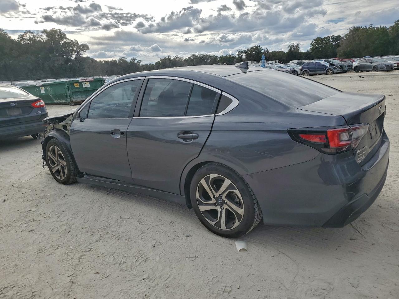 Subaru Legacy Limited Image 12