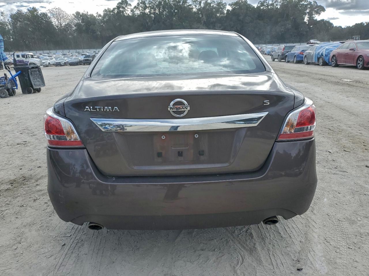 Nissan Altima 2.5 Image 11