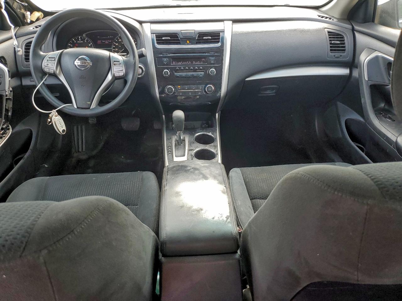 Nissan Altima 2.5 Image 5