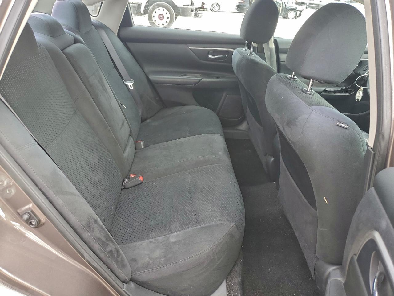 Nissan Altima 2.5 Image 8