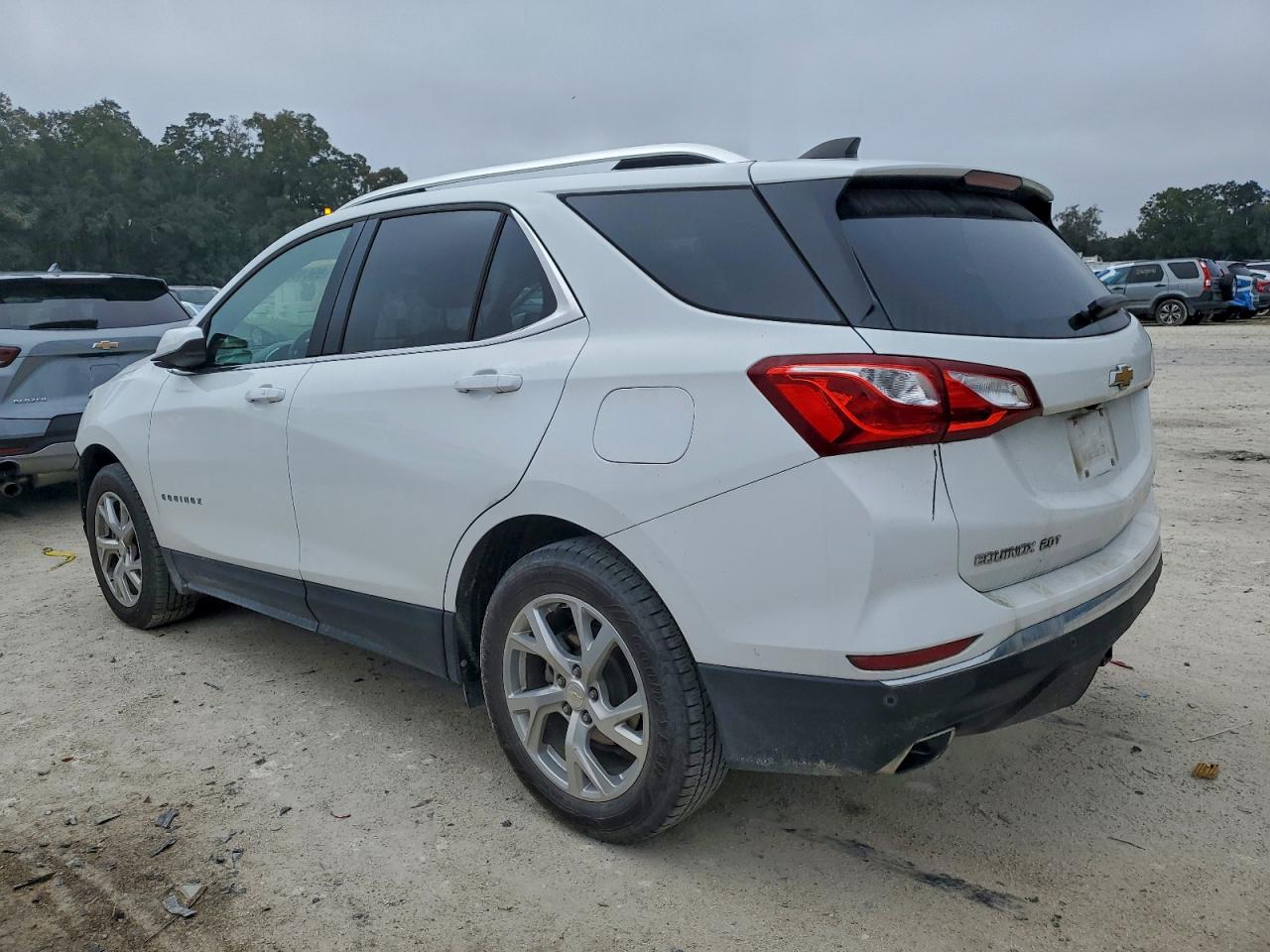 Chevrolet Equinox Lt Image 2