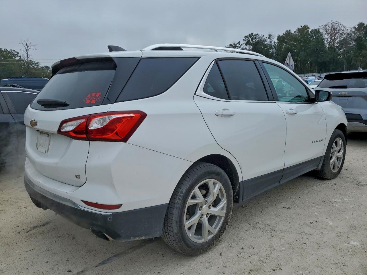 Chevrolet Equinox Lt Image 8