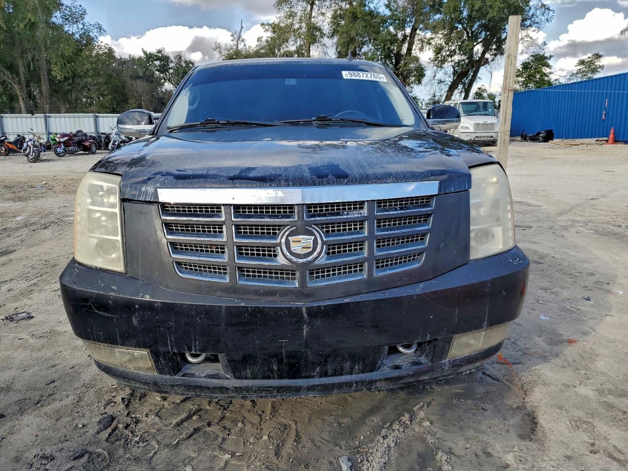 Cadillac Escalade Premium Image 2