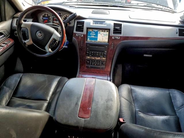Cadillac Escalade Premium Image 12