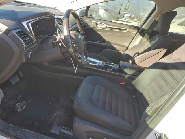 Ford Fusion Se Hybrid Image 8