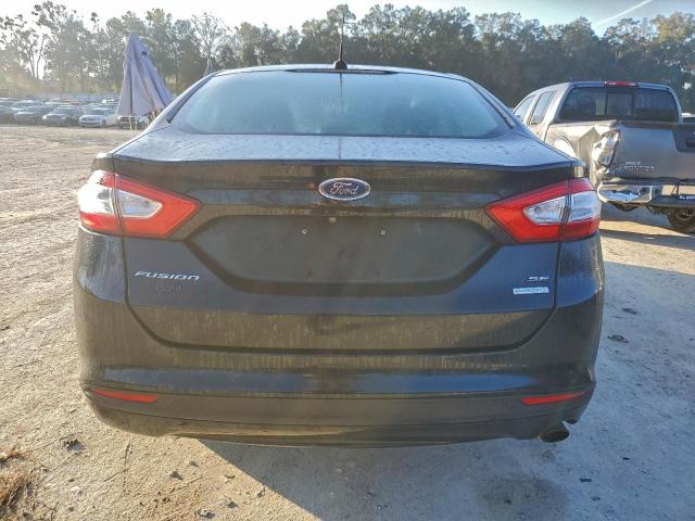 Ford Fusion Se Image 4