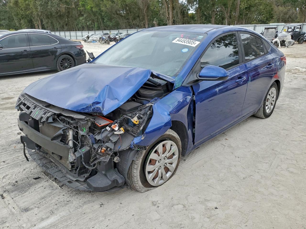 Hyundai ACCENT Se Image 1