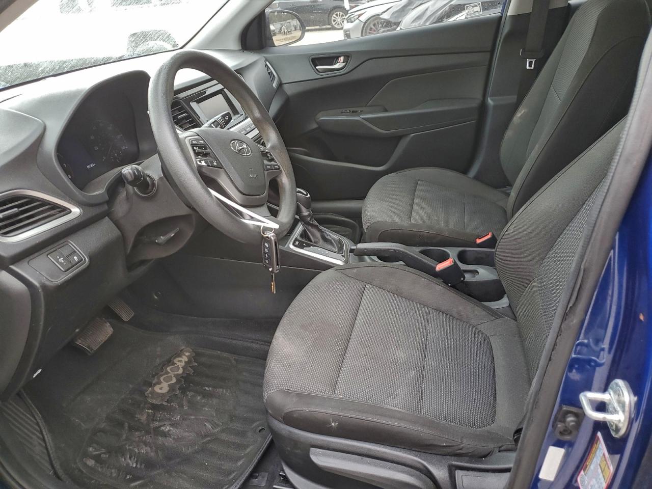 Hyundai ACCENT Se Image 11