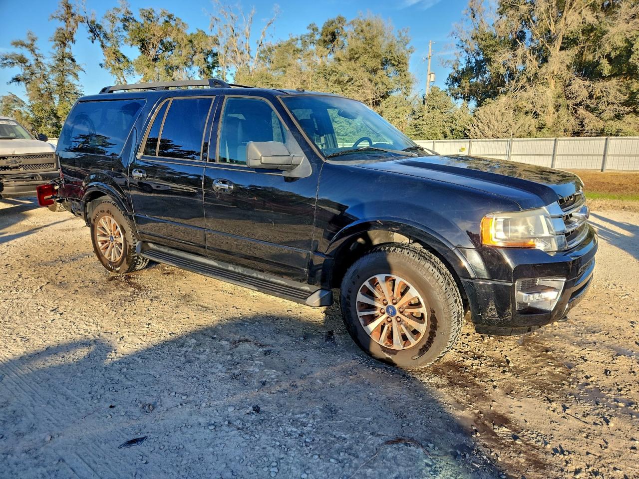Ford Expedition El Xlt Image 13