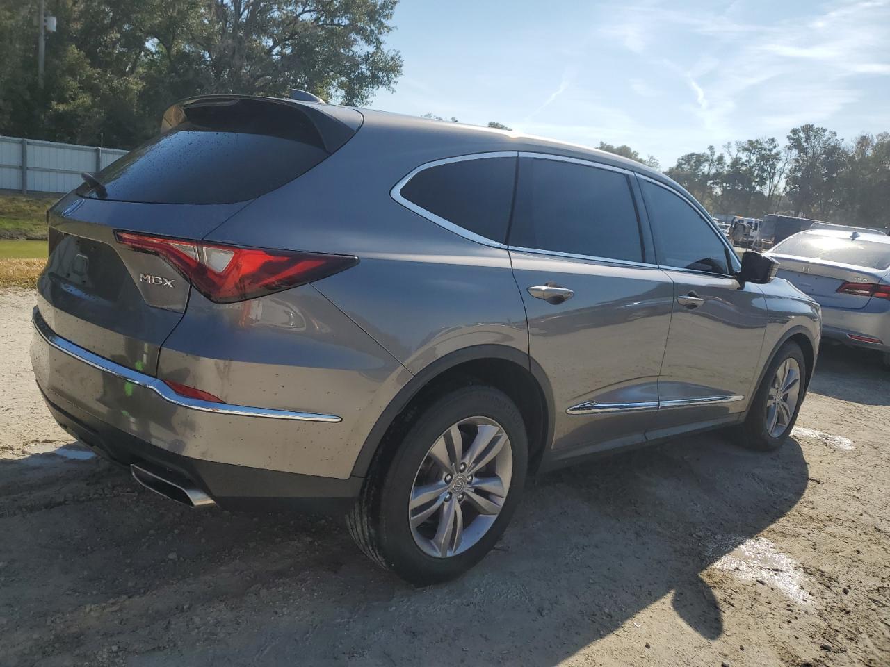 Acura MDX Image 7
