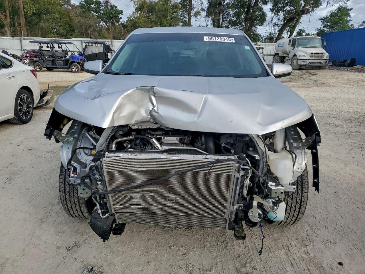 GMC Terrain Sle Image 2