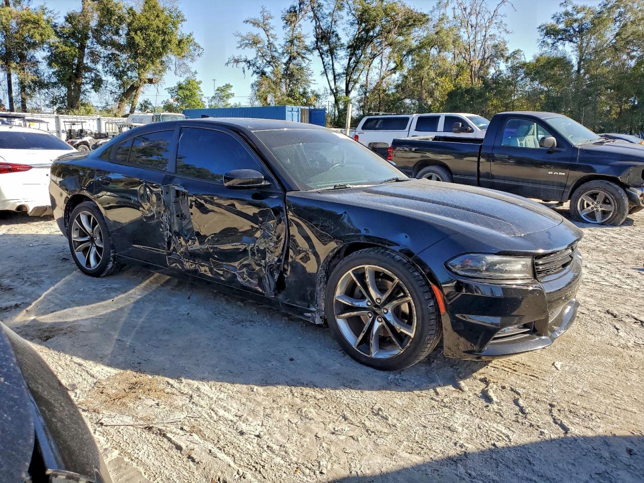 Dodge Charger R/t Image 4