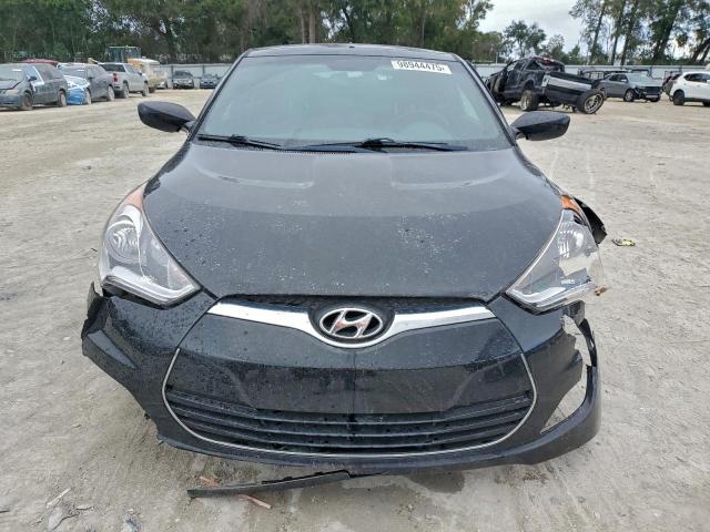 Hyundai VELOSTER Image 5