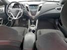 Hyundai VELOSTER Image 9