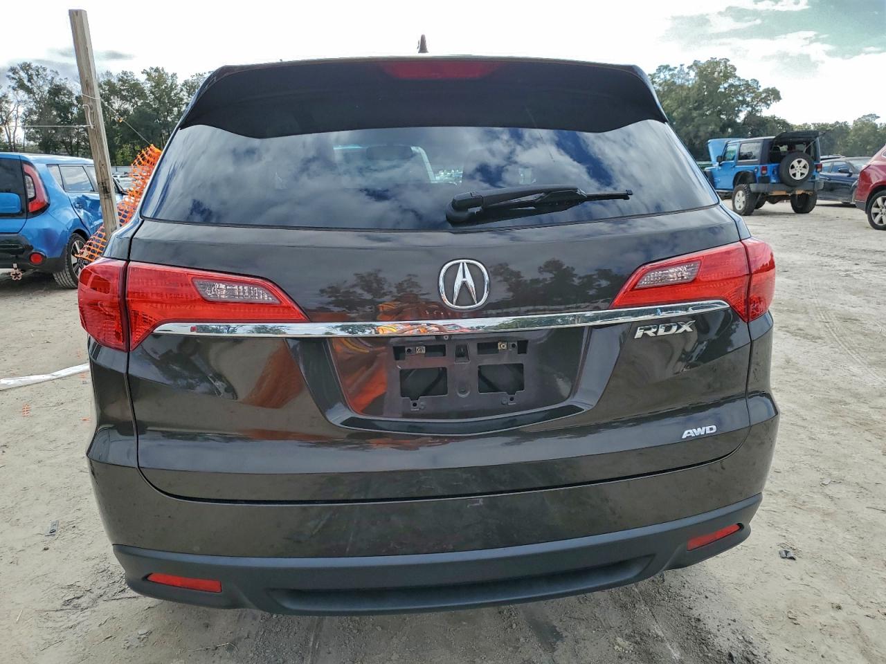 Acura RDX Image 7