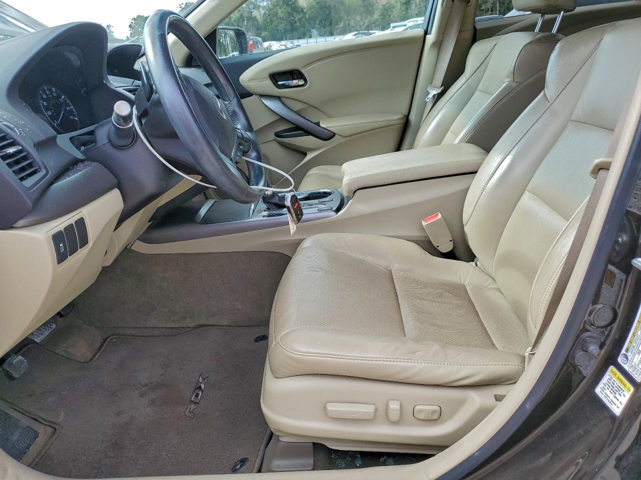 Acura RDX Image 13