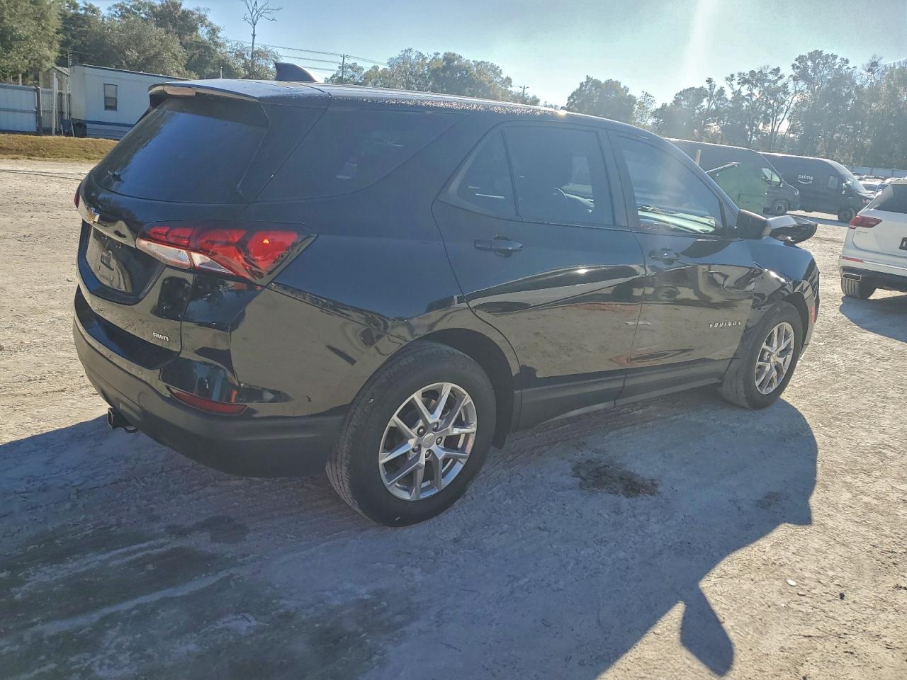 Chevrolet Equinox Ls Image 12