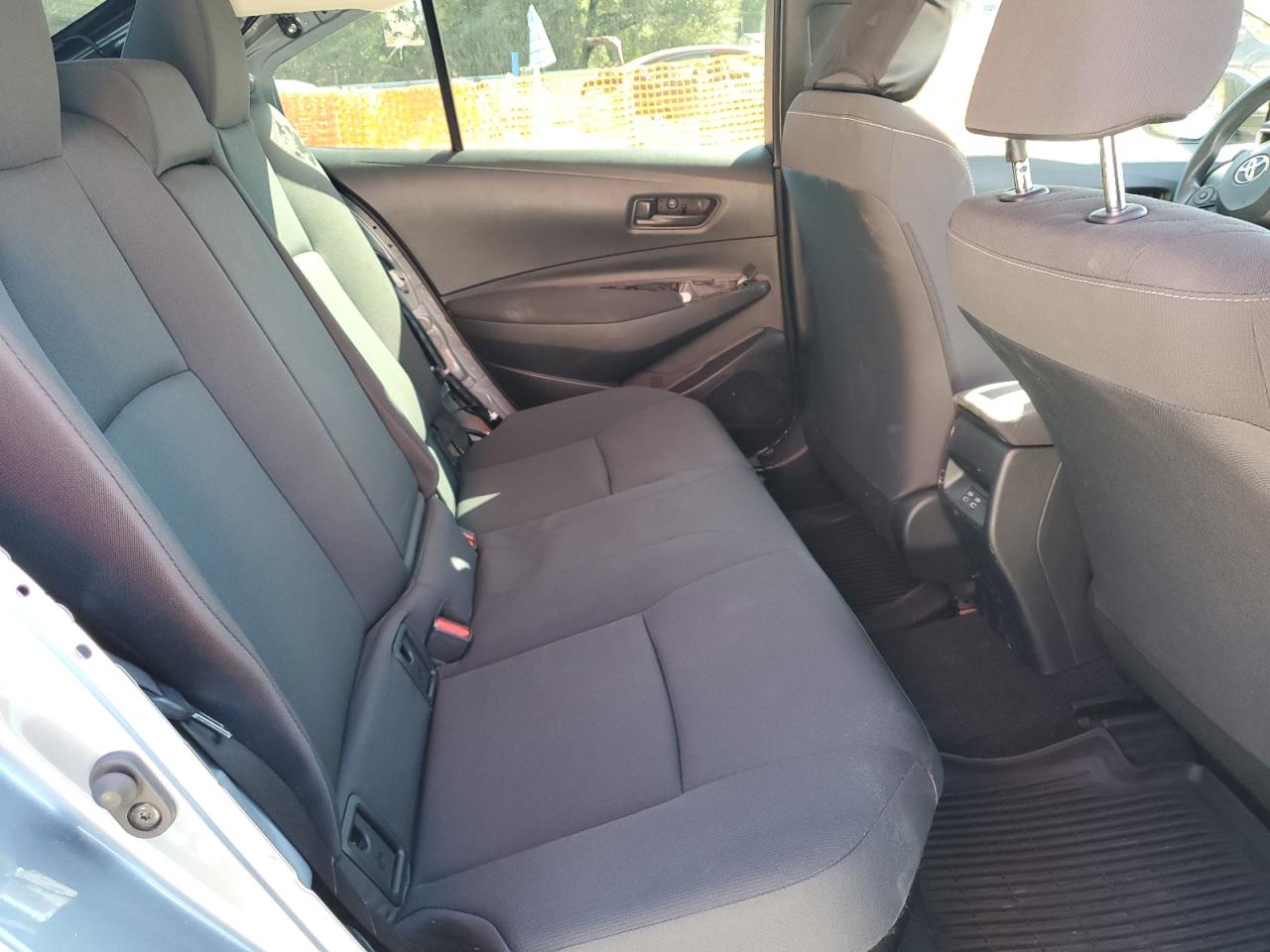 Toyota Corolla Le Image 6