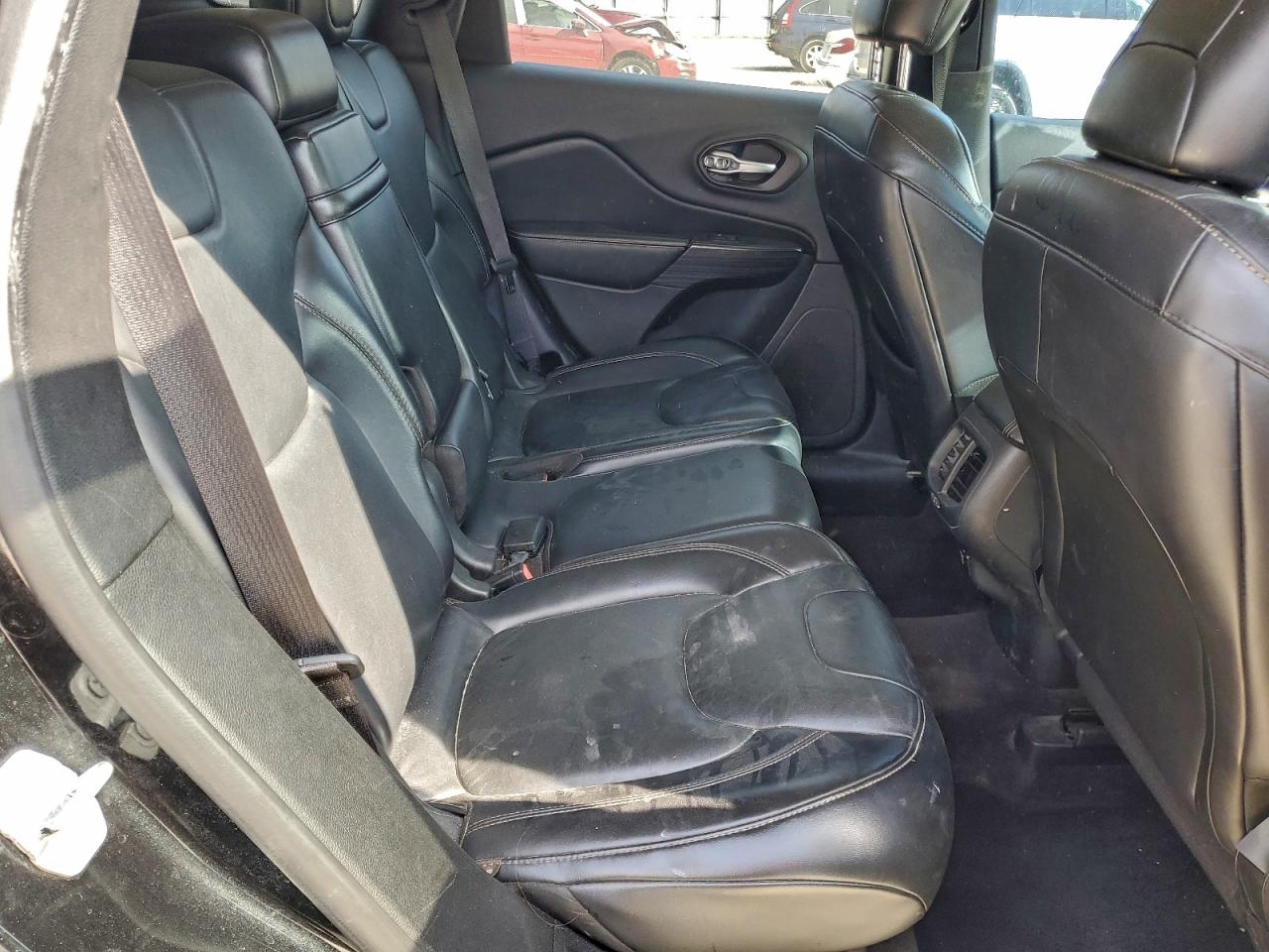 Jeep Grand Cherokee Limited Image 11