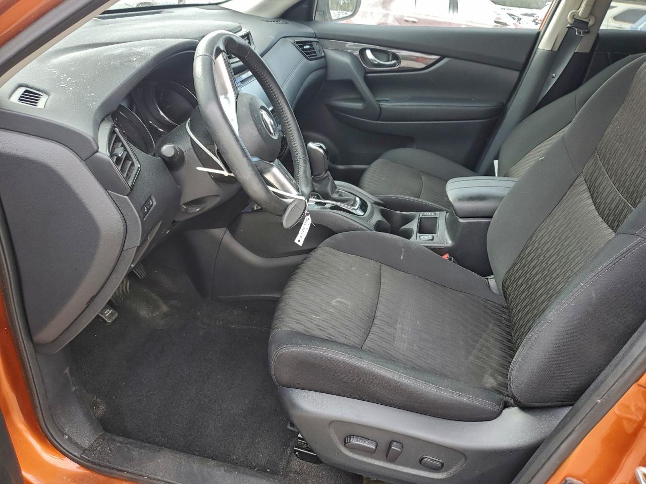 Nissan Rogue S Image 7