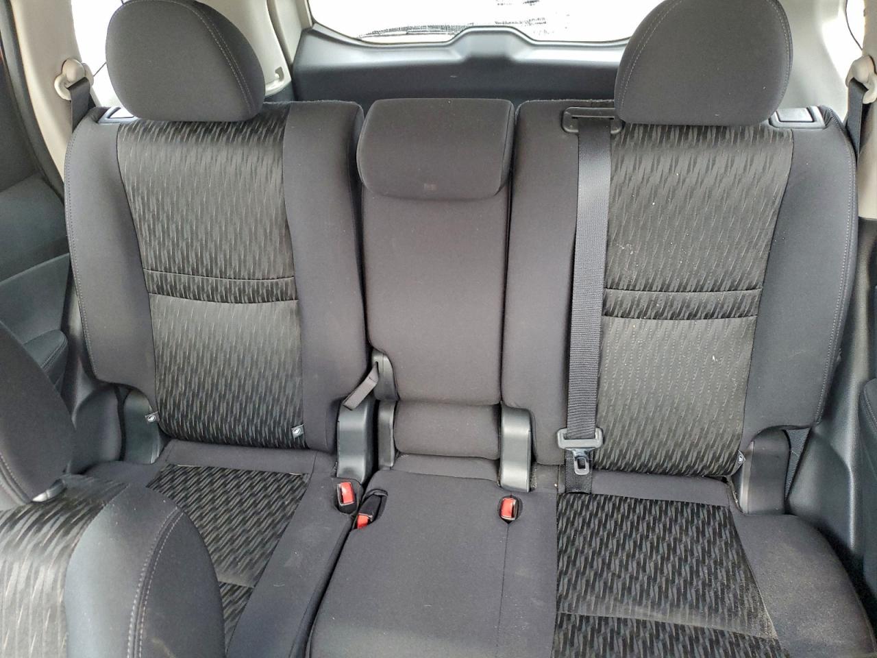 Nissan Rogue S Image 11