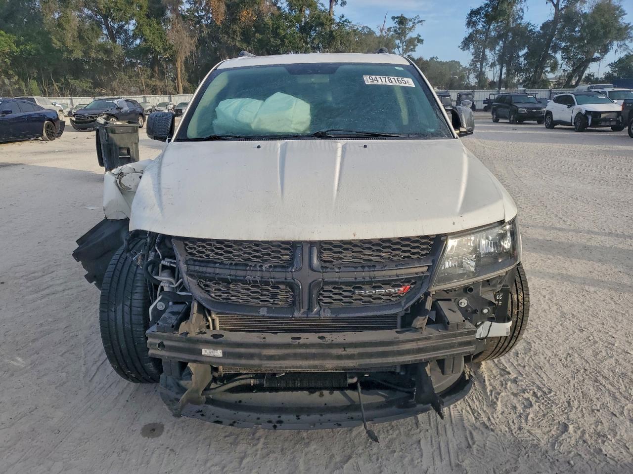 Dodge Journey Crossroad Image 7