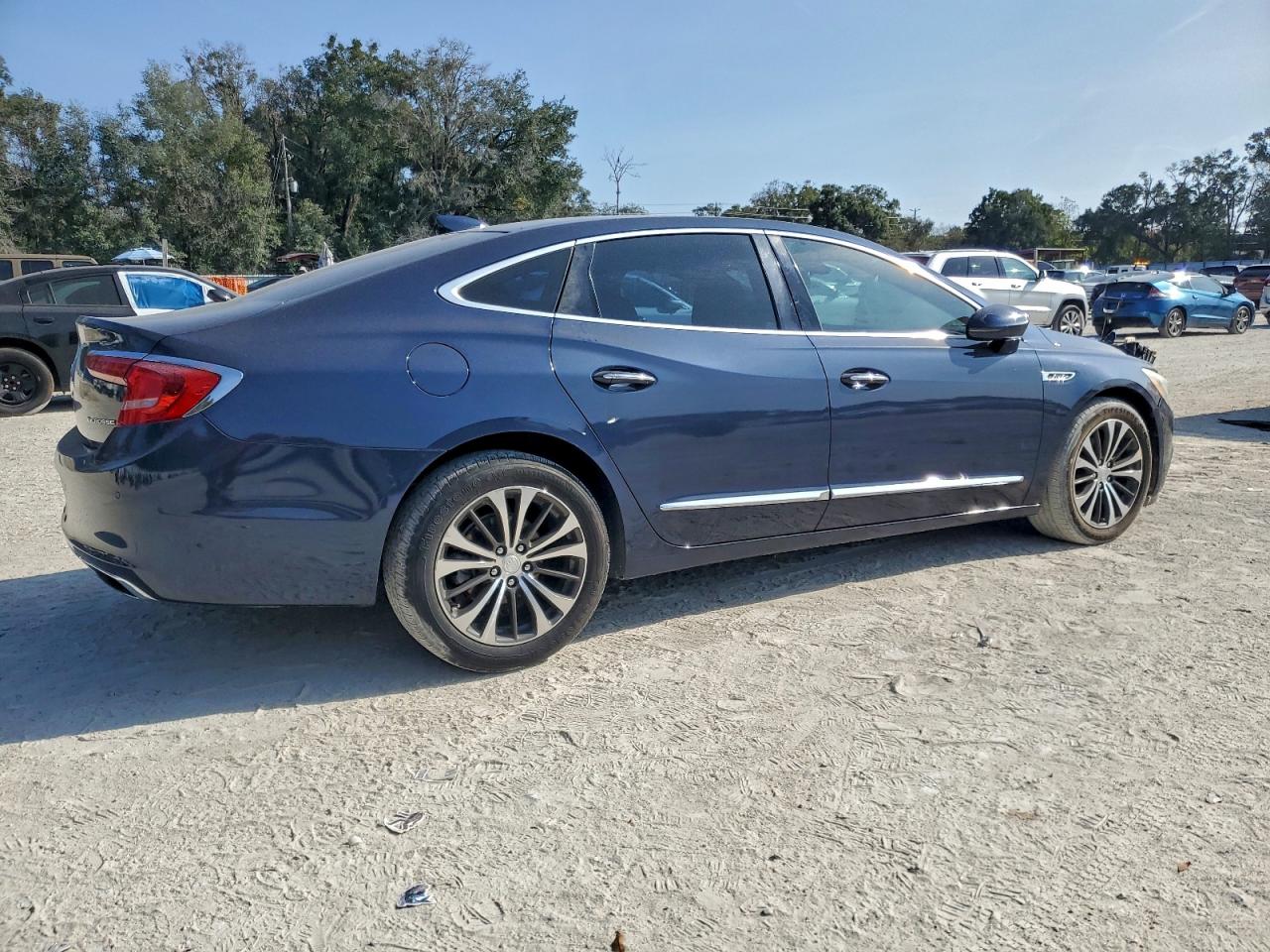 Buick LaCrosse Essence Image 9