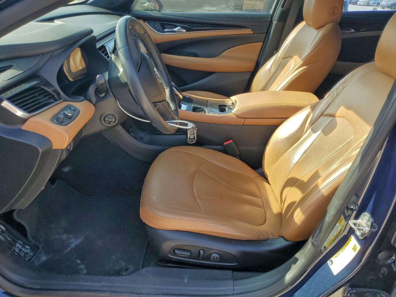 Buick LaCrosse Essence Image 3