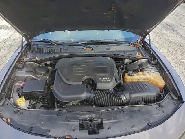 Dodge Charger Se Image 9