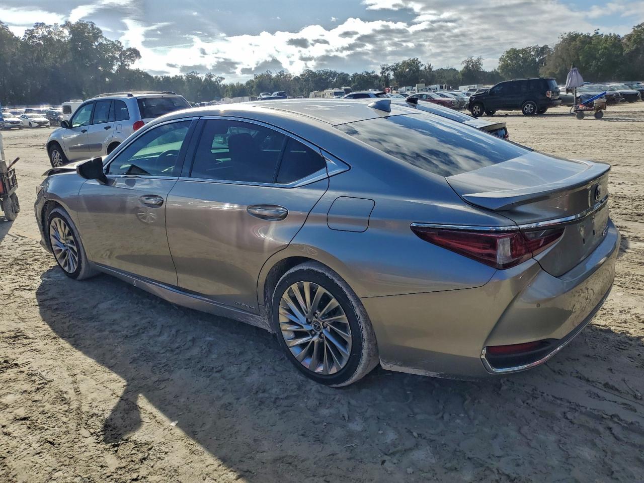 Lexus Es 300h Ultra Luxury Image 5