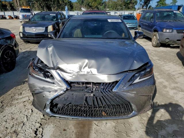 Lexus Es 300h Ultra Luxury Image 4