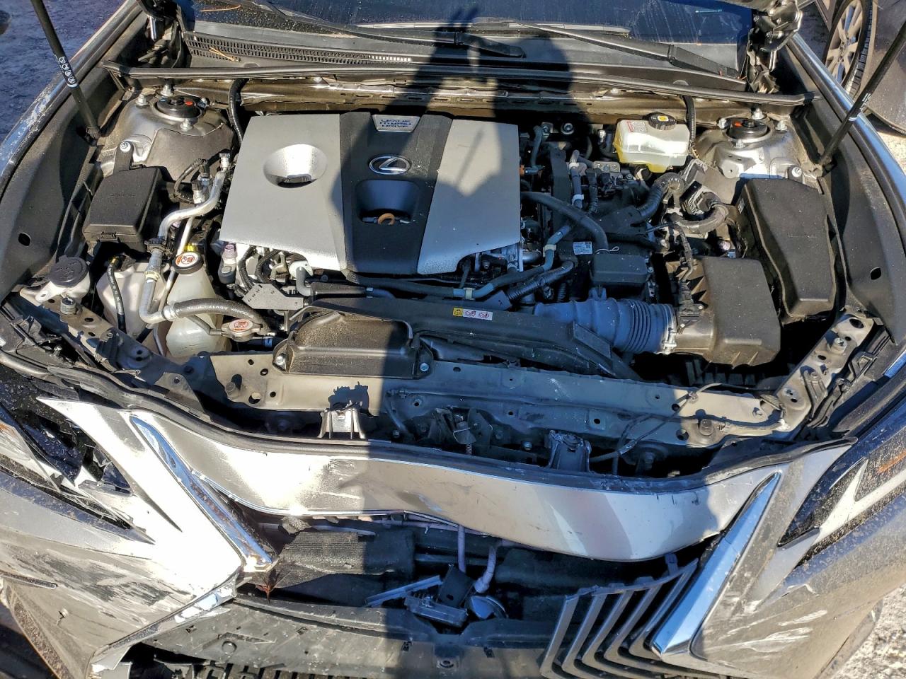 Lexus Es 300h Ultra Luxury Image 3