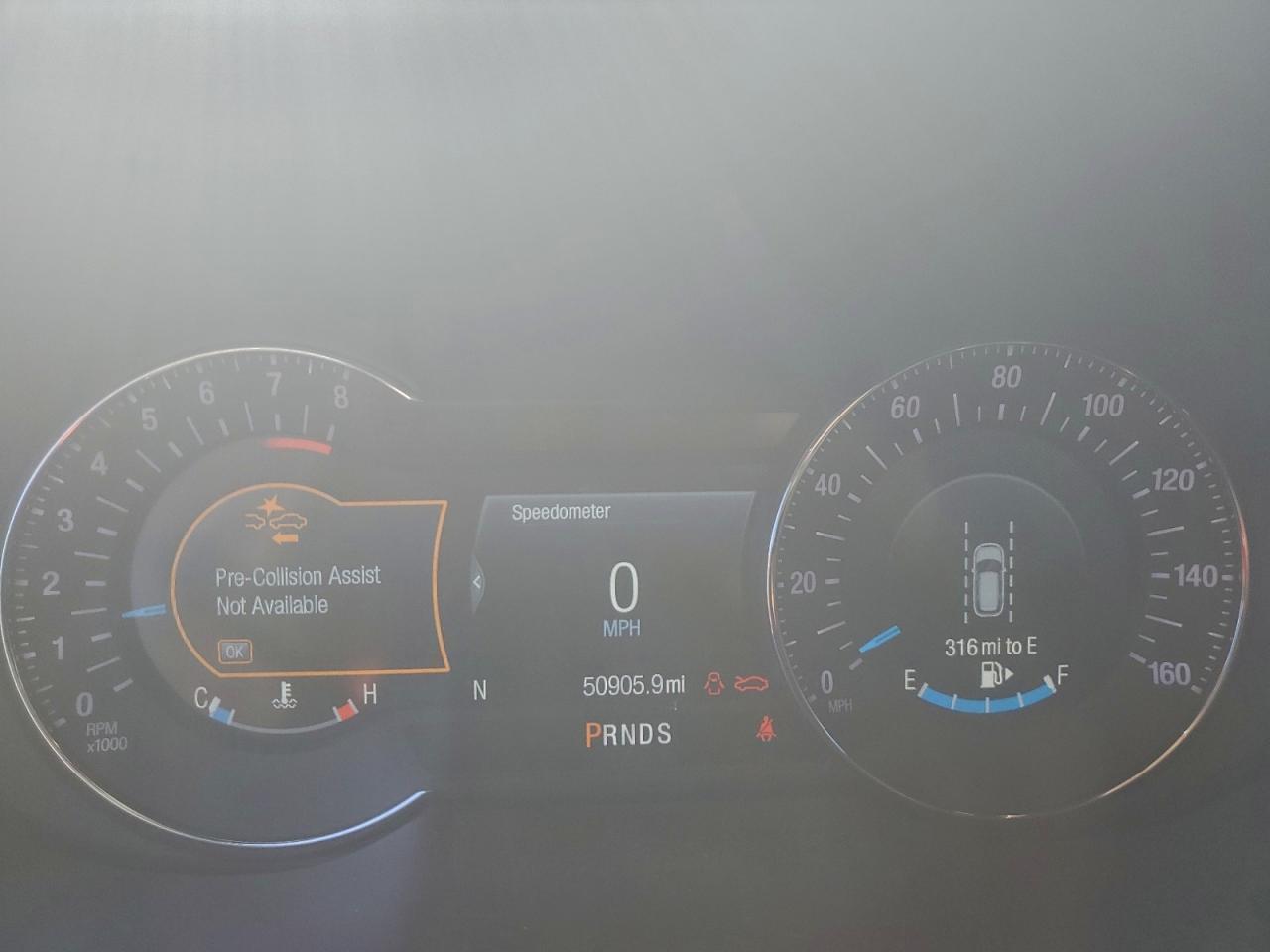 Ford Explorer Platinum Image 2