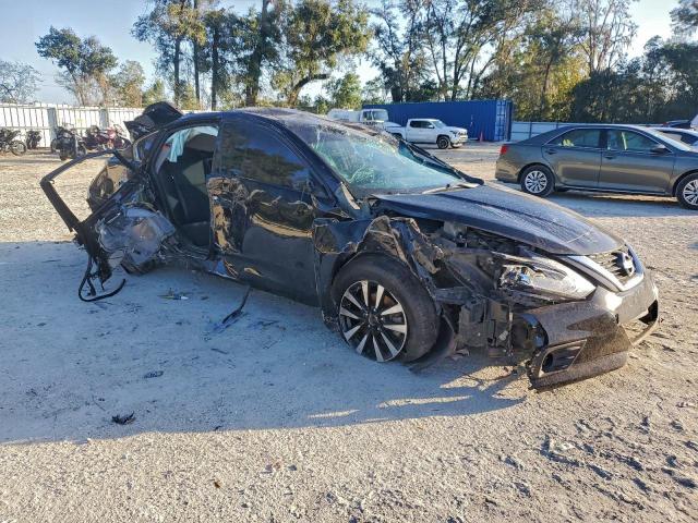 Nissan Altima 2.5 Image 4