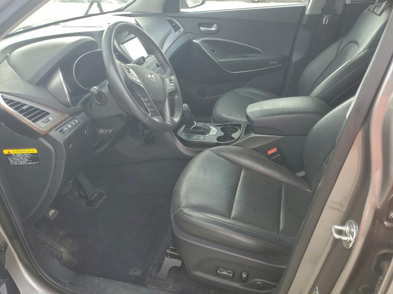 Hyundai SANTA FE Image 6