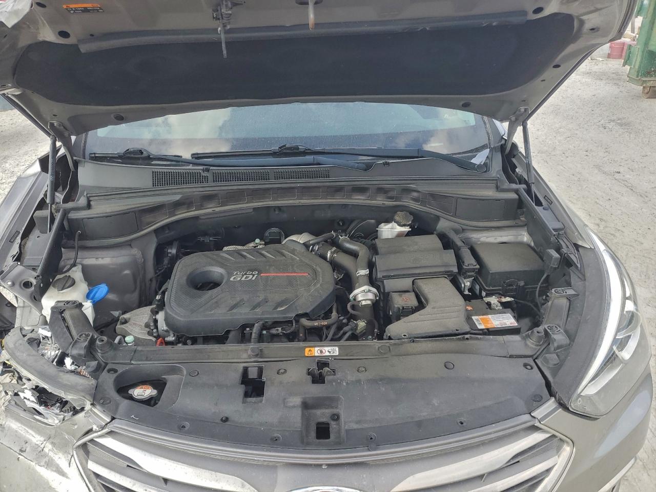 Hyundai SANTA FE Image 10