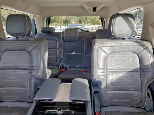 Lincoln Navigator L Black Label Image 13