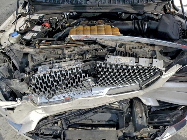 Lincoln Navigator L Black Label Image 7