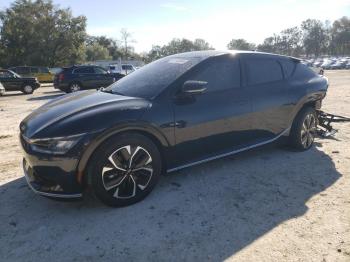  Salvage Kia EV6