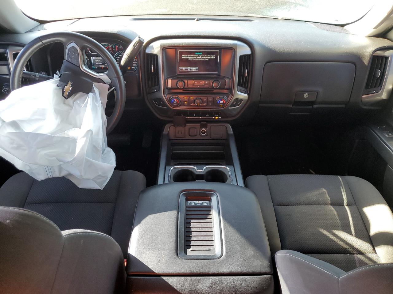 Chevrolet Silverado C1500 Lt Image 3