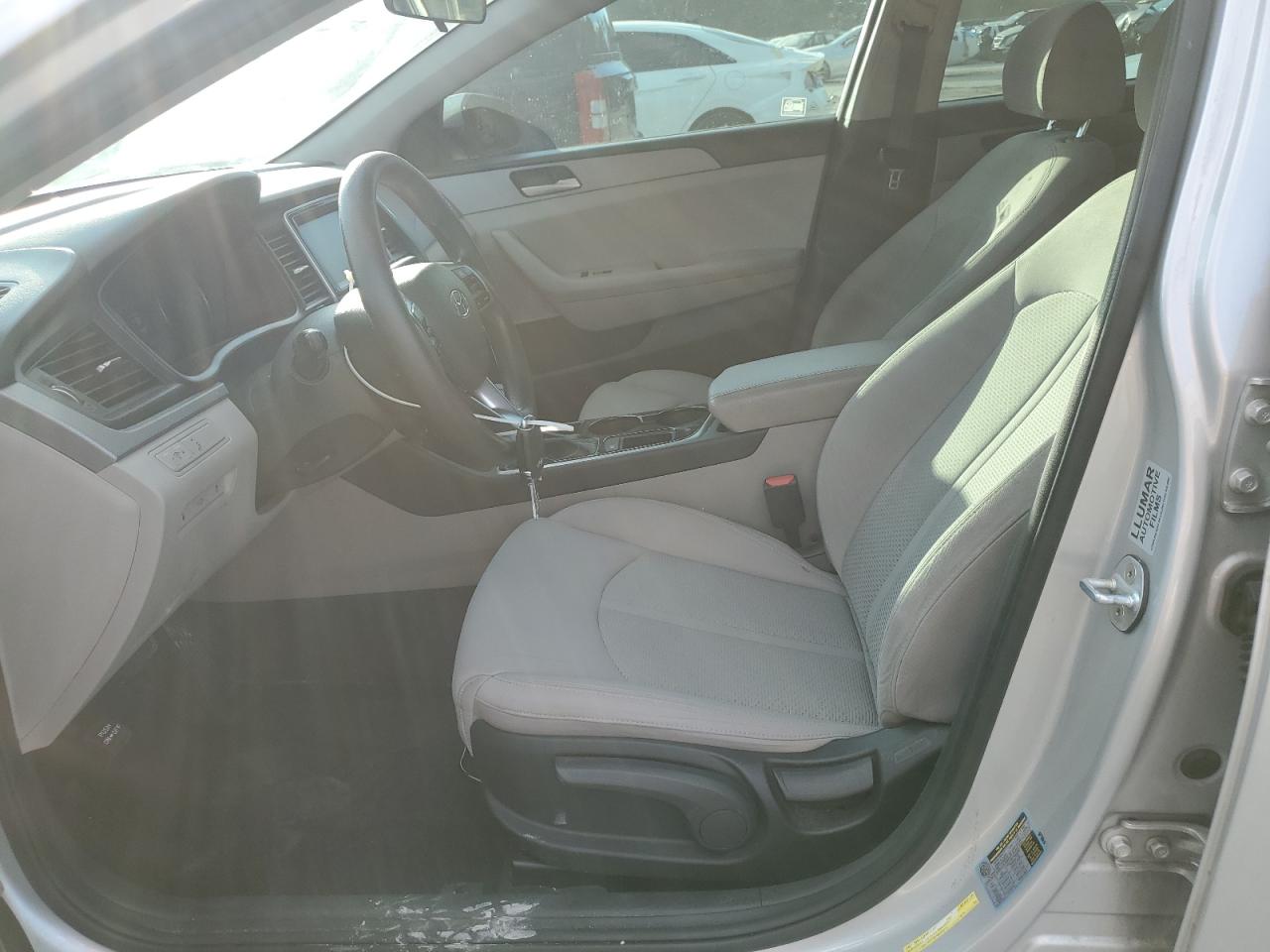 Hyundai SONATA Se Image 2