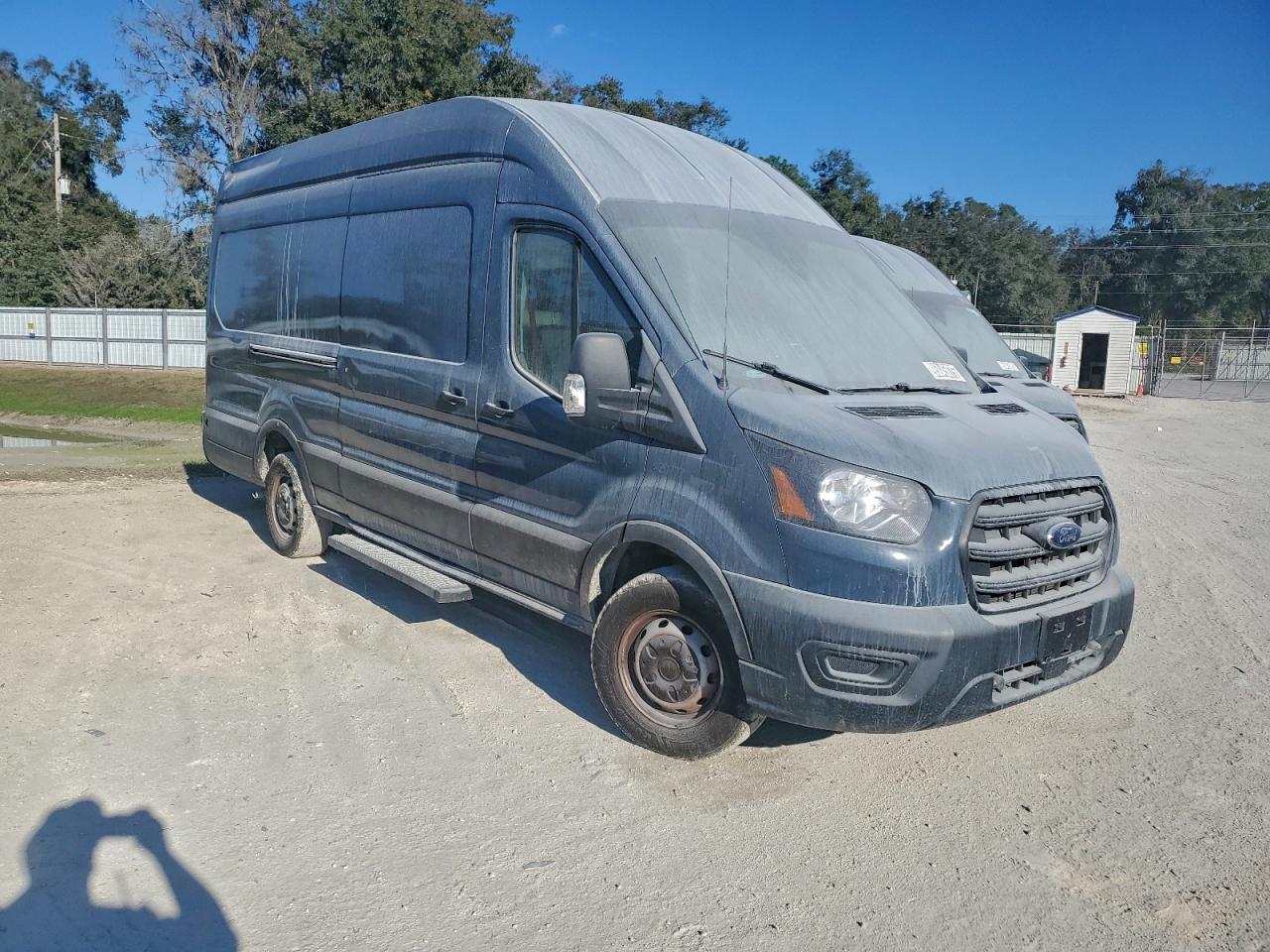 Ford Transit T-250 Image 12