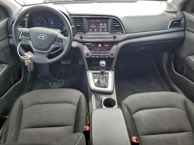 Hyundai ELANTRA Sel Image 2